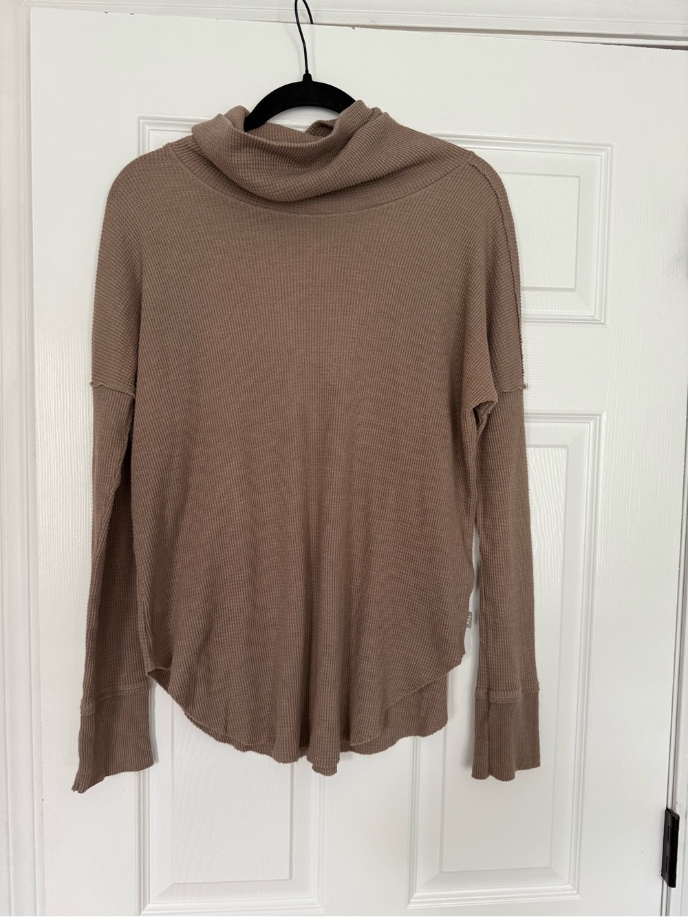 ARITZIA TNA Thermal Knit Tapered Cowlneck Waffle Top- Size S